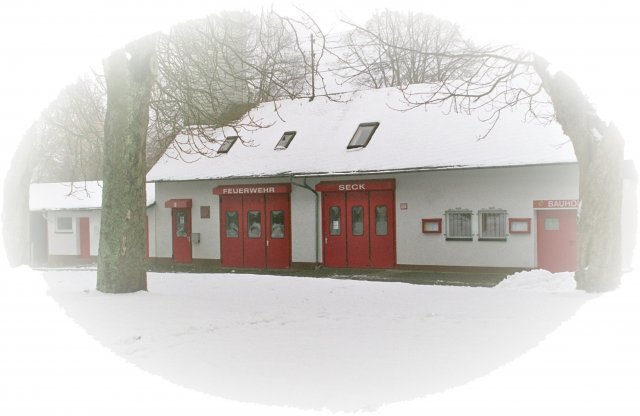 Gerätehaus im Winter.preview